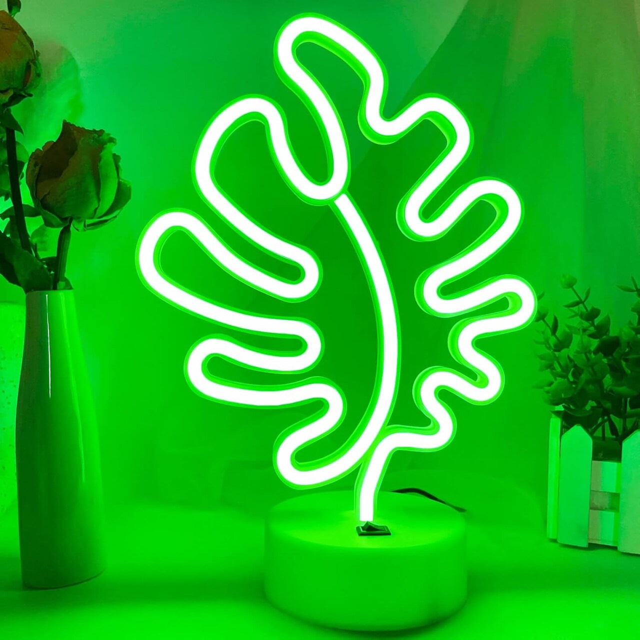 Summer Green Plant Neon Sign – LED Leaf Shaped Desk Light, USB/Battery Powered, Perfect for Bedroom & Nature Lovers